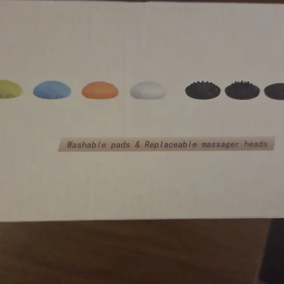 2-in-1 White Body Massager - Picture 2 of 4